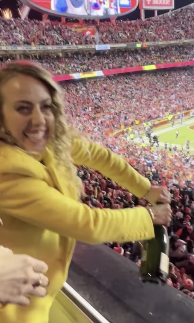 Patrick Mahomes’ Fiancée Brittany Matthews Blasted By Chiefs Fans For ...