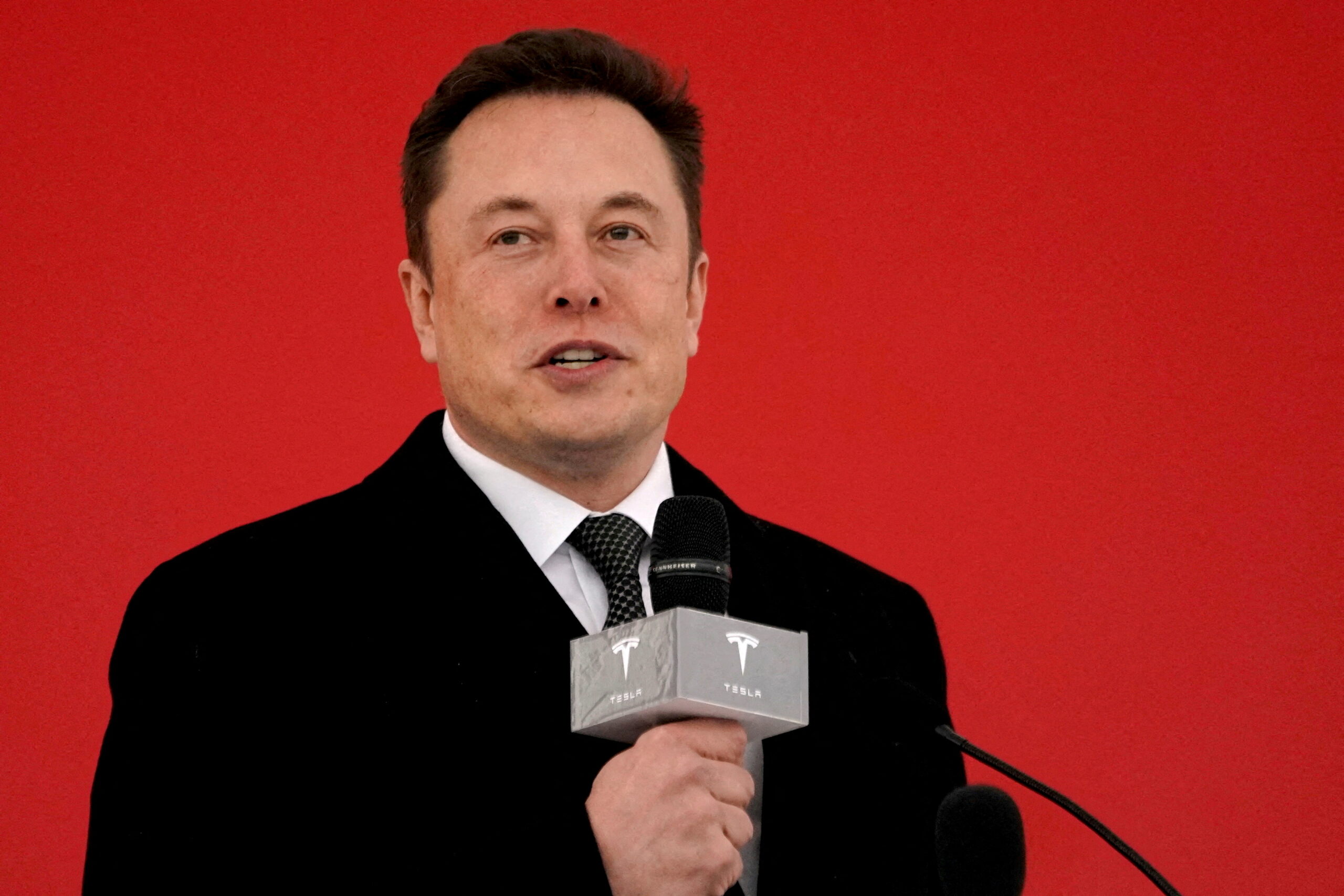 Elon Musk reveals he’s ‘leaning toward’ Ron DeSantis for president in