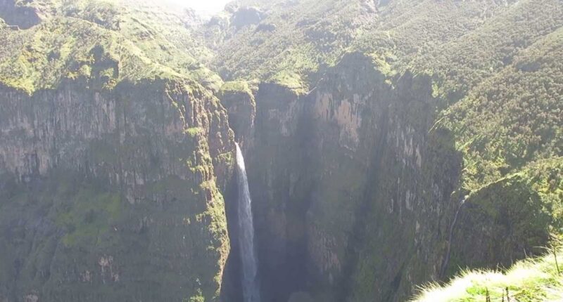Jinbar Waterfall - The Top 10 Highest Waterfalls In Africa
