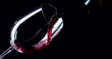5 Negative Effects Of Drinking Wine