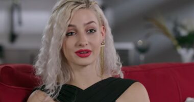 Moriah Plath Shares Vulnerable Alopecia Struggle with Fans